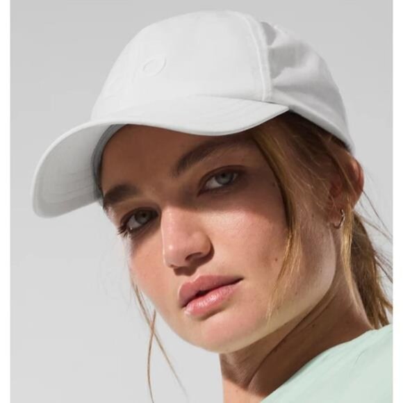 ALO OFF DUTY CAP WHITE EMBROIDERY LOGO & BRAND NEW main image 4